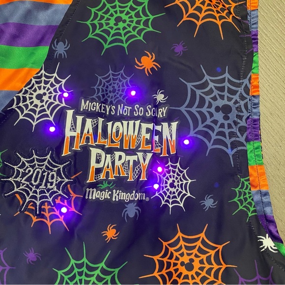 Disney Mickey’s Not So Scary Halloween Party 2019 Magic Kingdom Light Up L Vest - Picture 15 of 16